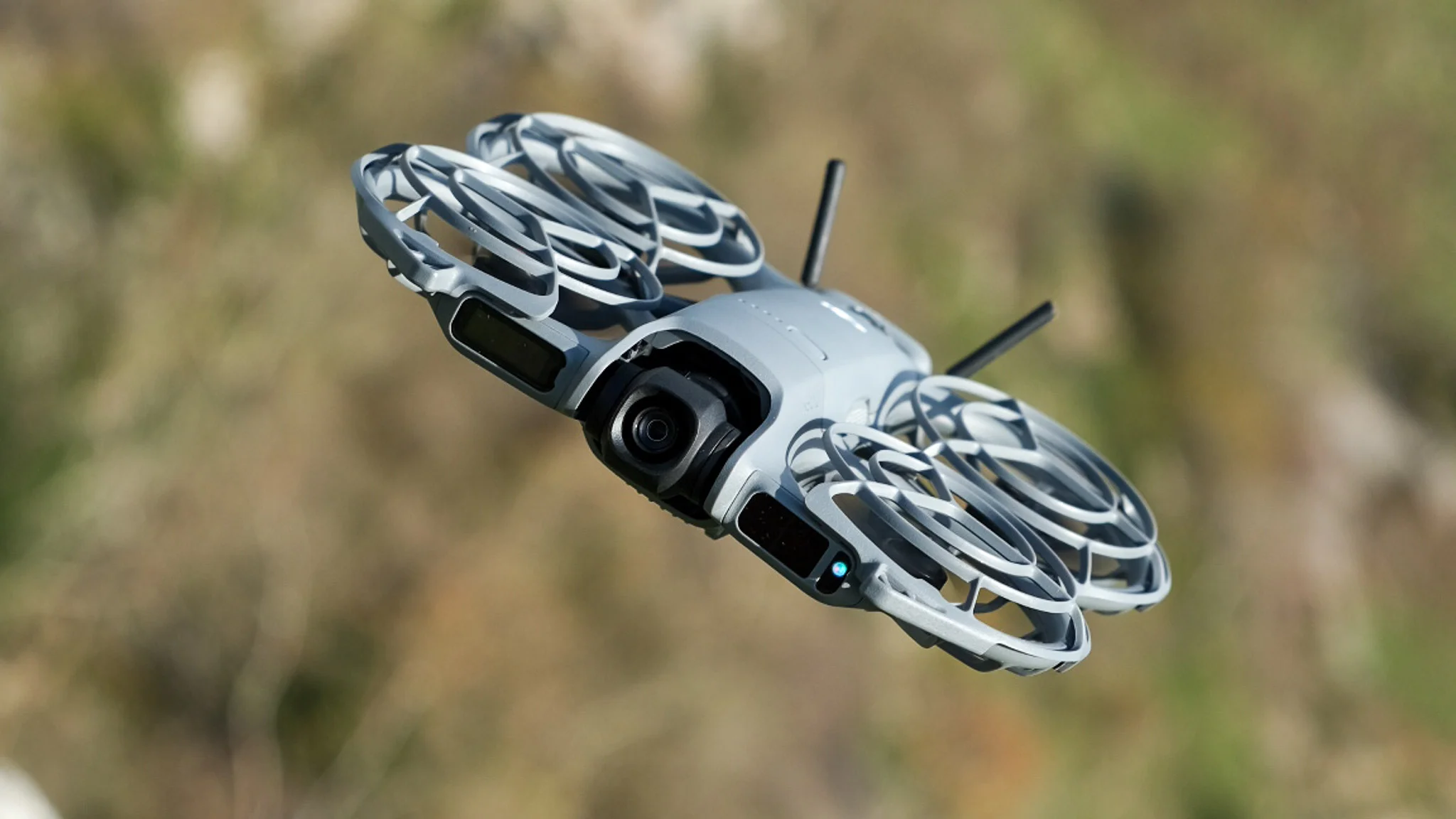 DJI FIP in hand