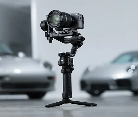 DJI FIP in hand