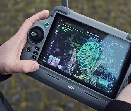 DJI FIP in hand